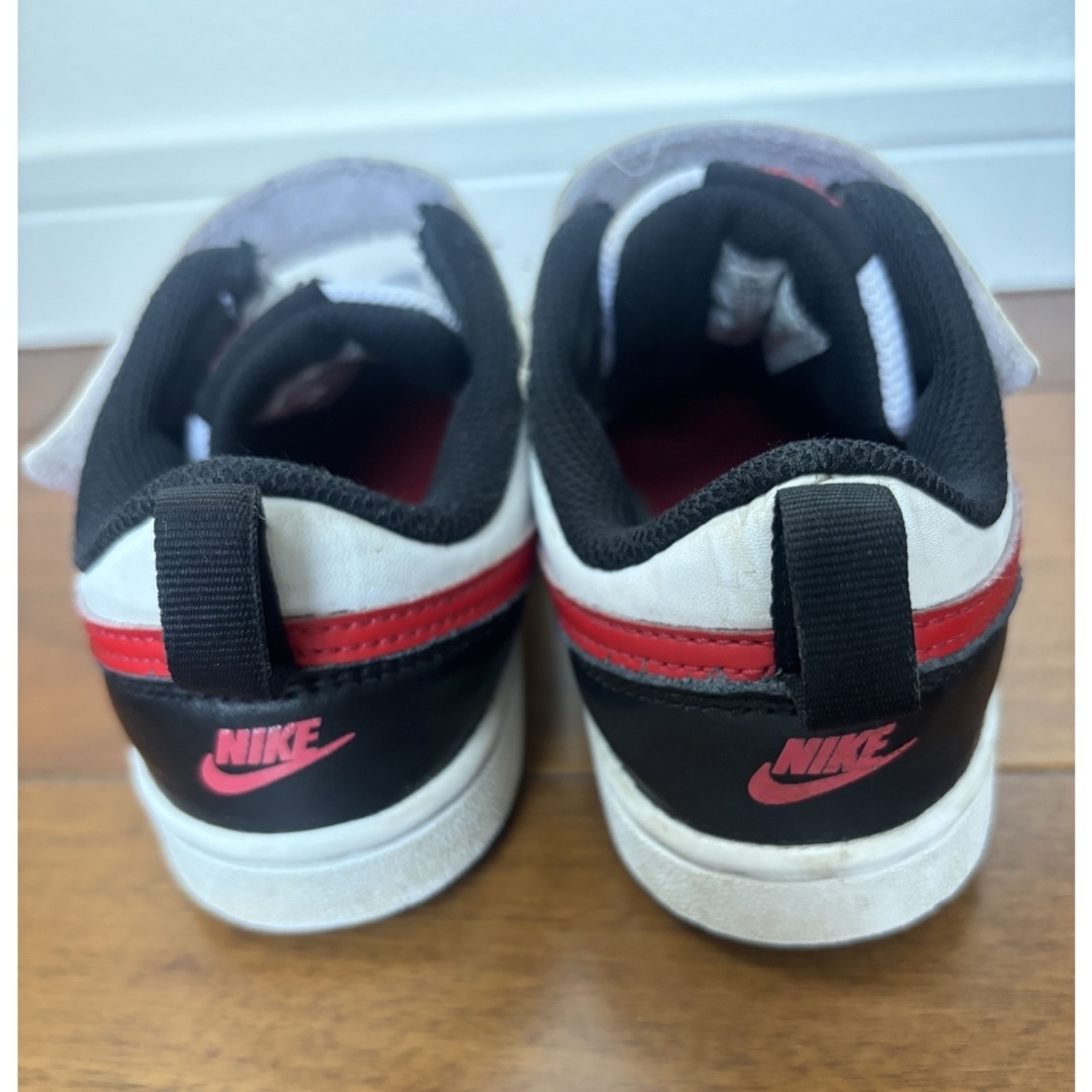 NIKE(ナイキ)のNike スニーカー　19センチ キッズ/ベビー/マタニティのキッズ靴/シューズ(15cm~)(スニーカー)の商品写真