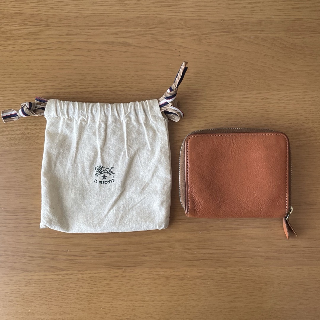 IL BISONTE(イルビゾンテ)のイルビゾンテ　二つ折り財布 レディースのファッション小物(財布)の商品写真