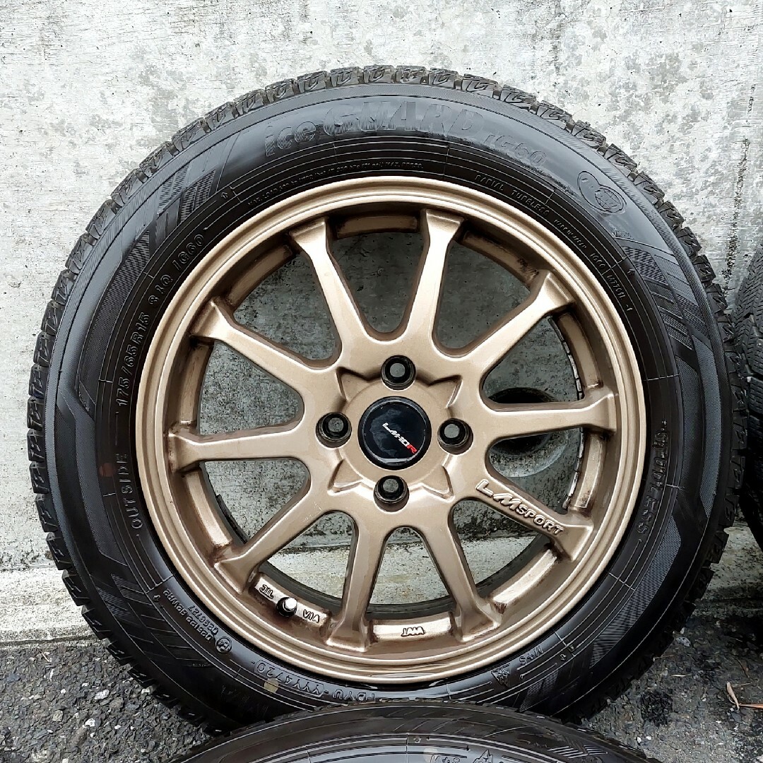 ヨコハマ(ヨコハマ)の15インチ【スタッドレスタイヤ付き】175/65R15☆ヨコハマアイスガード 自動車/バイクの自動車(タイヤ・ホイールセット)の商品写真