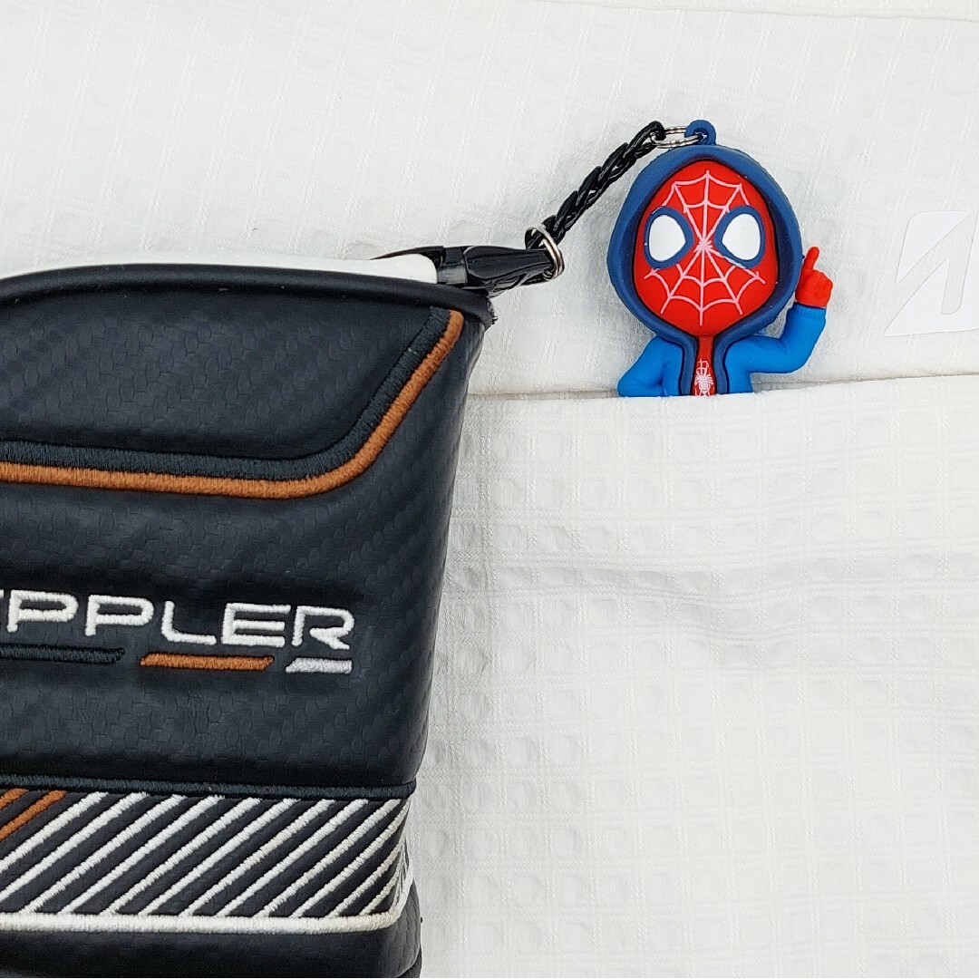 スパイダーマンストーリー系✨ブラックチェーン❇️パターカバーキャッチャー スポーツ/アウトドアのゴルフ(その他)の商品写真