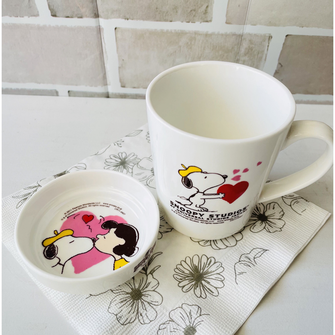 SNOOPY(スヌーピー)のSNOOPY  ソーサー付きマグカップ インテリア/住まい/日用品のキッチン/食器(グラス/カップ)の商品写真