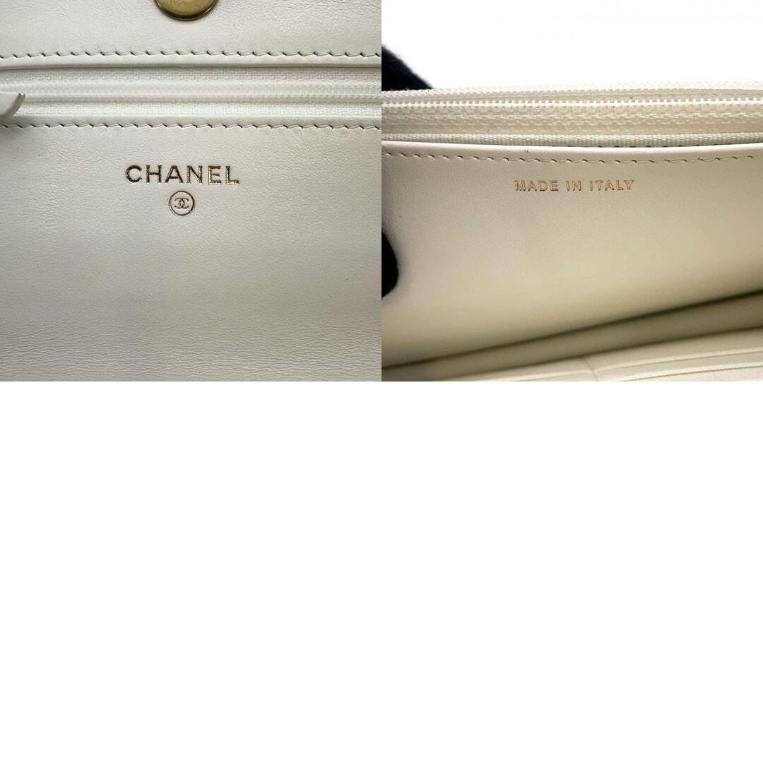 CHANEL(シャネル)のシャネル チェーンウォレット マトラッセ トップハンドル ロゴ ココマーク キャビアスキン CHANEL 財布 白 レディースのファッション小物(財布)の商品写真