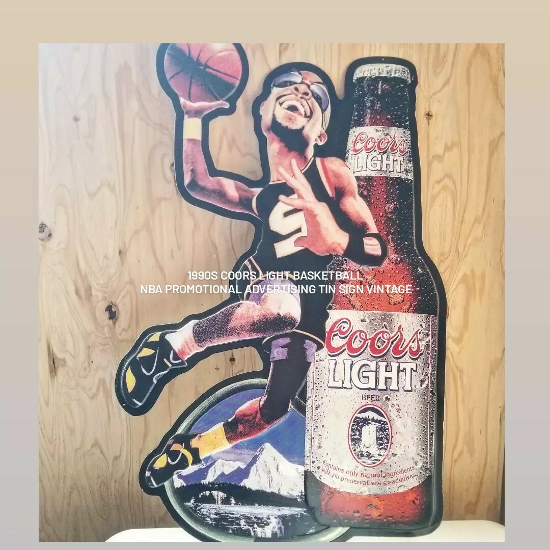 1990sVintage Coors light NBA プロモ広告ブリキ看板 エンタメ/ホビーのコレクション(その他)の商品写真