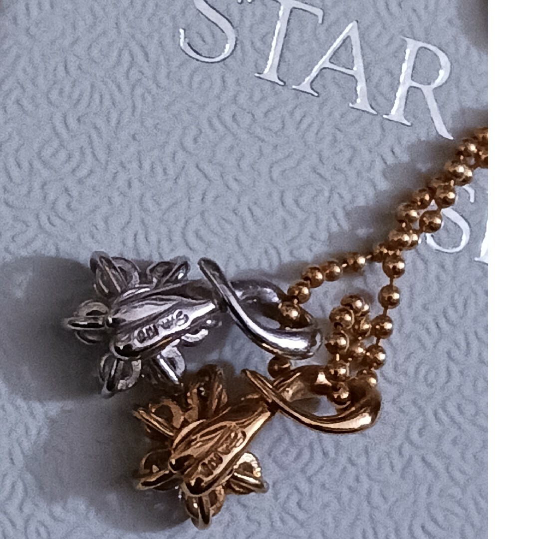 STAR JEWELRY(スタージュエリー)のスタージュエリー　ネックレス　フラワー　  ネックレスのみです レディースのアクセサリー(ネックレス)の商品写真