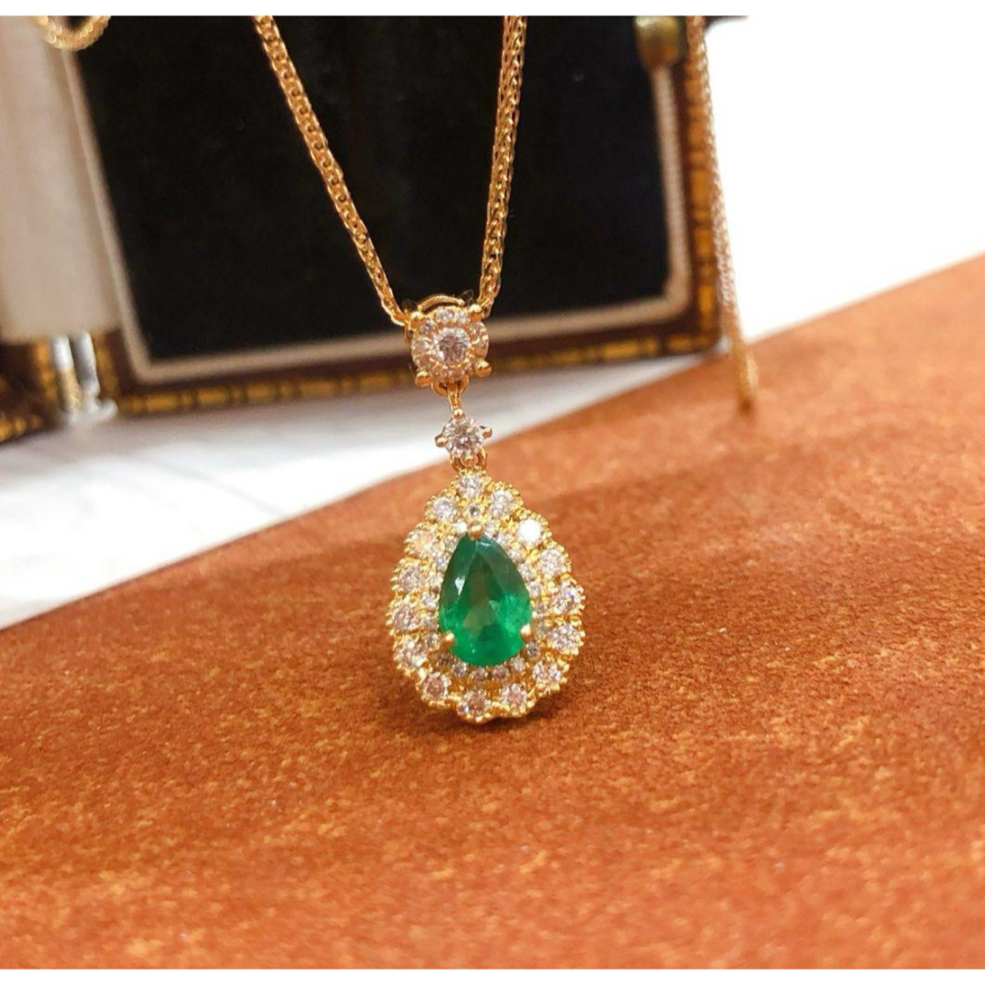 天然ダイヤモンド付きエメラルドペンダントk18 ビジューネックレス 天然ダイヤモンド付きエメラルドペンダントk18 ビジューネックレス