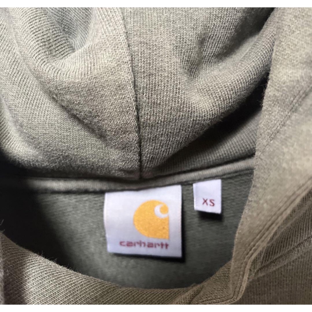 carhartt(カーハート)のカーハート パーカー スウェット ビッグロゴ カーキ XS プルオーバー メンズのトップス(スウェット)の商品写真