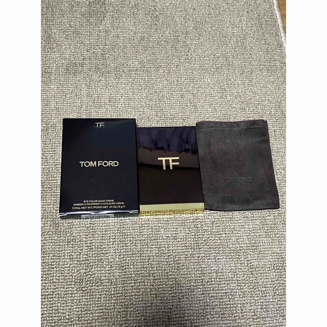 TOM FORD(トムフォード)のトムフォード★アイカラークォードアイシャドウ★バイオレットサテン コスメ/美容のベースメイク/化粧品(アイシャドウ)の商品写真