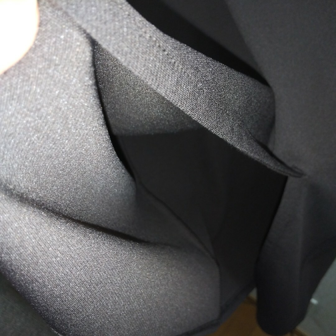 GU(ジーユー)のGU 未使用 モカ茶 前スリット ナロースカート レディースのスカート(ロングスカート)の商品写真