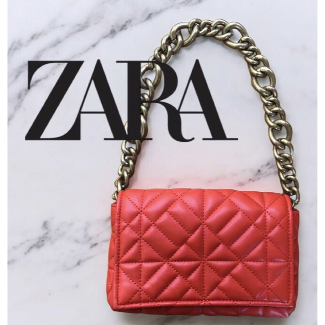 【美品】ZARA  ビッグチェーン　フェイクレザーバッグ レディースのバッグ(ハンドバッグ)の商品写真