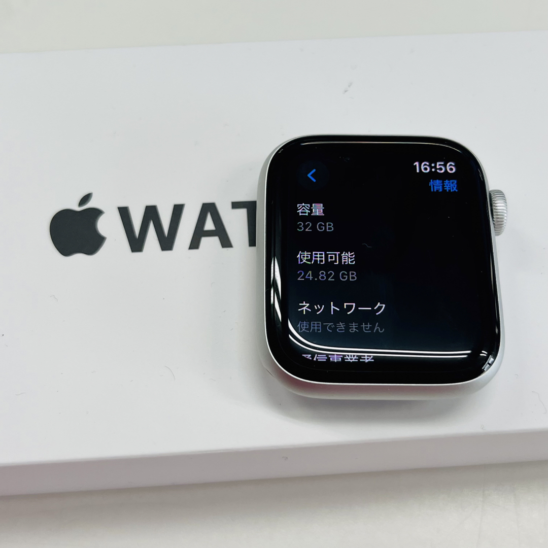 Apple Watch(アップルウォッチ)のAppleWatch SE 第2世代 シルバー 44mm Cellular スマホ/家電/カメラのスマホ/家電/カメラ その他(その他)の商品写真