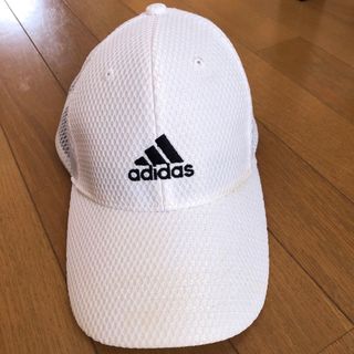 アディダス(adidas)のキャップ　adidas  アディダス　白　ホワイト　古着　ゴルフ　テニス(キャップ)