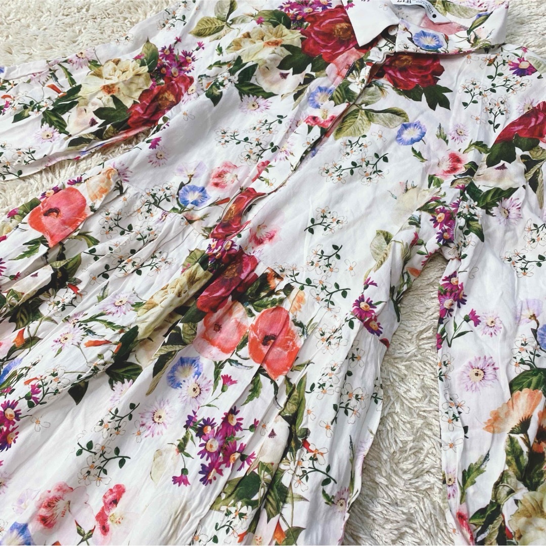 ZARA(ザラ)のザラ 花柄 フラワープリント ロングワンピース フレア マルチカラー M レディースのワンピース(ロングワンピース/マキシワンピース)の商品写真