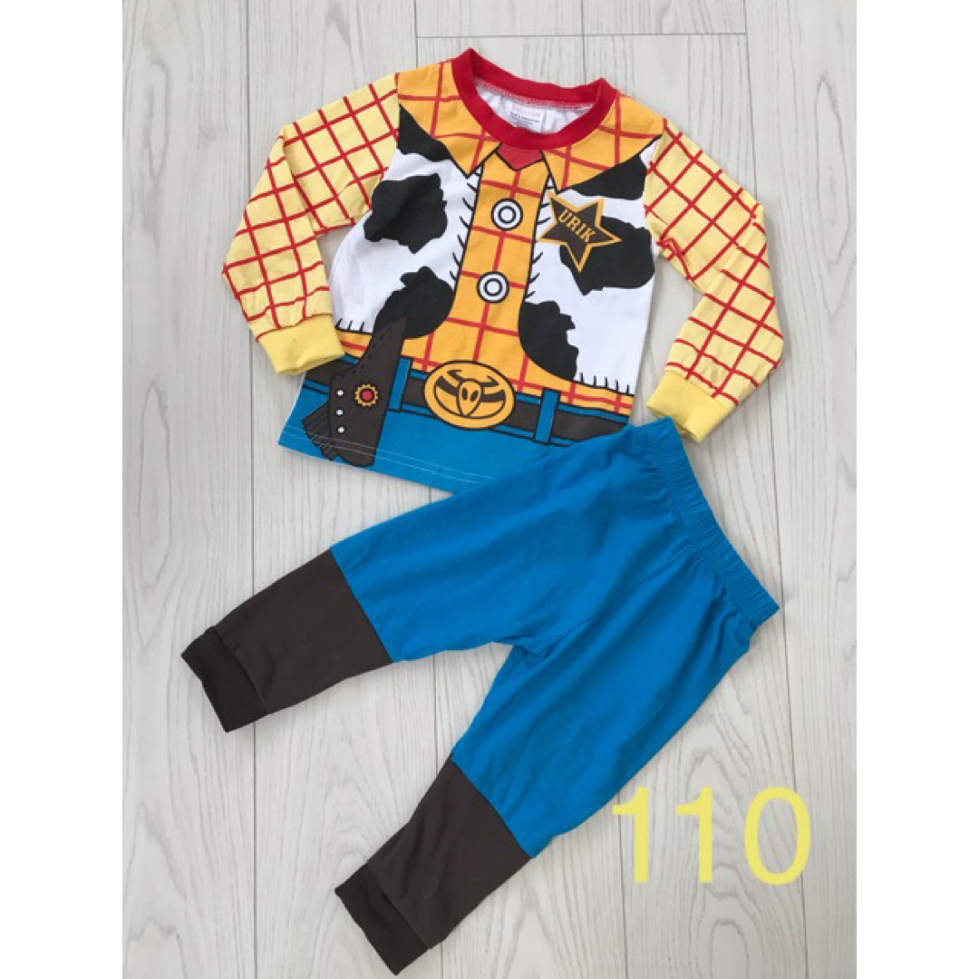 ウッディ　セットアップ　パジャマ　110 キッズ/ベビー/マタニティのキッズ服男の子用(90cm~)(パジャマ)の商品写真