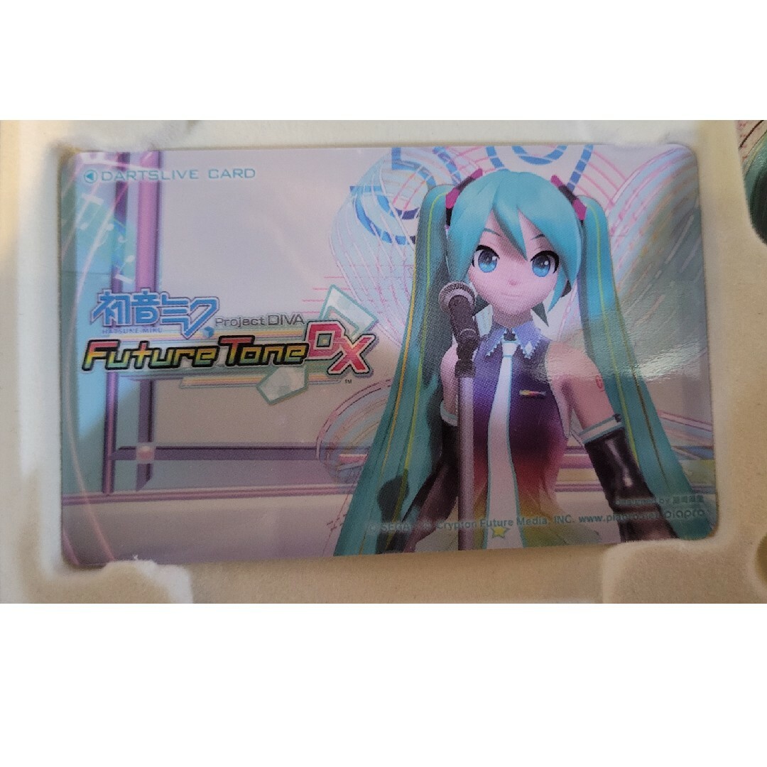 新品未使用未登録　初音ミク　ダーツ　バレル、DARTSLIVEカード未使用 エンタメ/ホビーのテーブルゲーム/ホビー(ダーツ)の商品写真