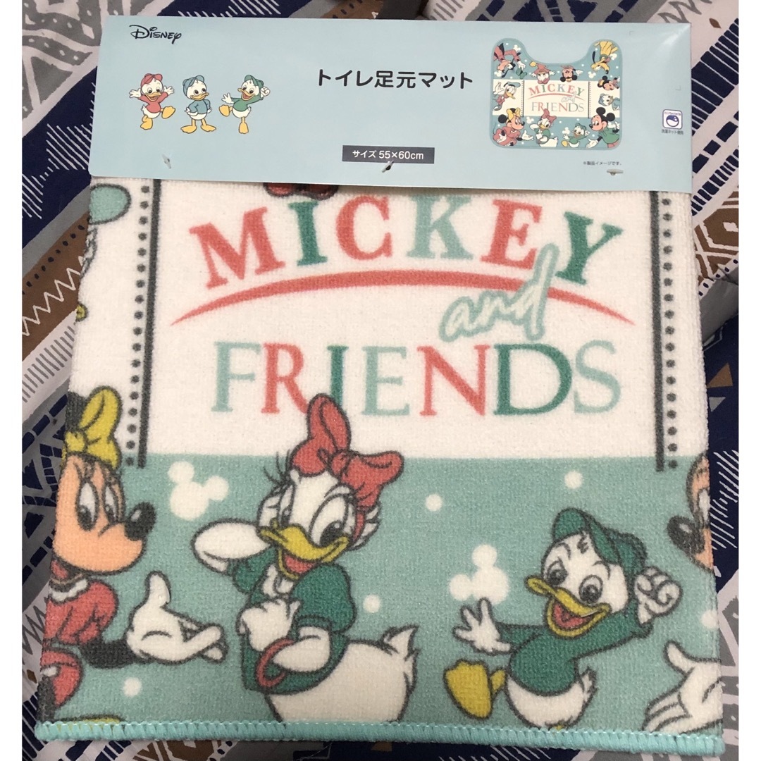 Disney(ディズニー)の☆新品☆送料無料☆トイレ足元マット☆ミッキーマウスフレンズ☆ インテリア/住まい/日用品のラグ/カーペット/マット(トイレマット)の商品写真