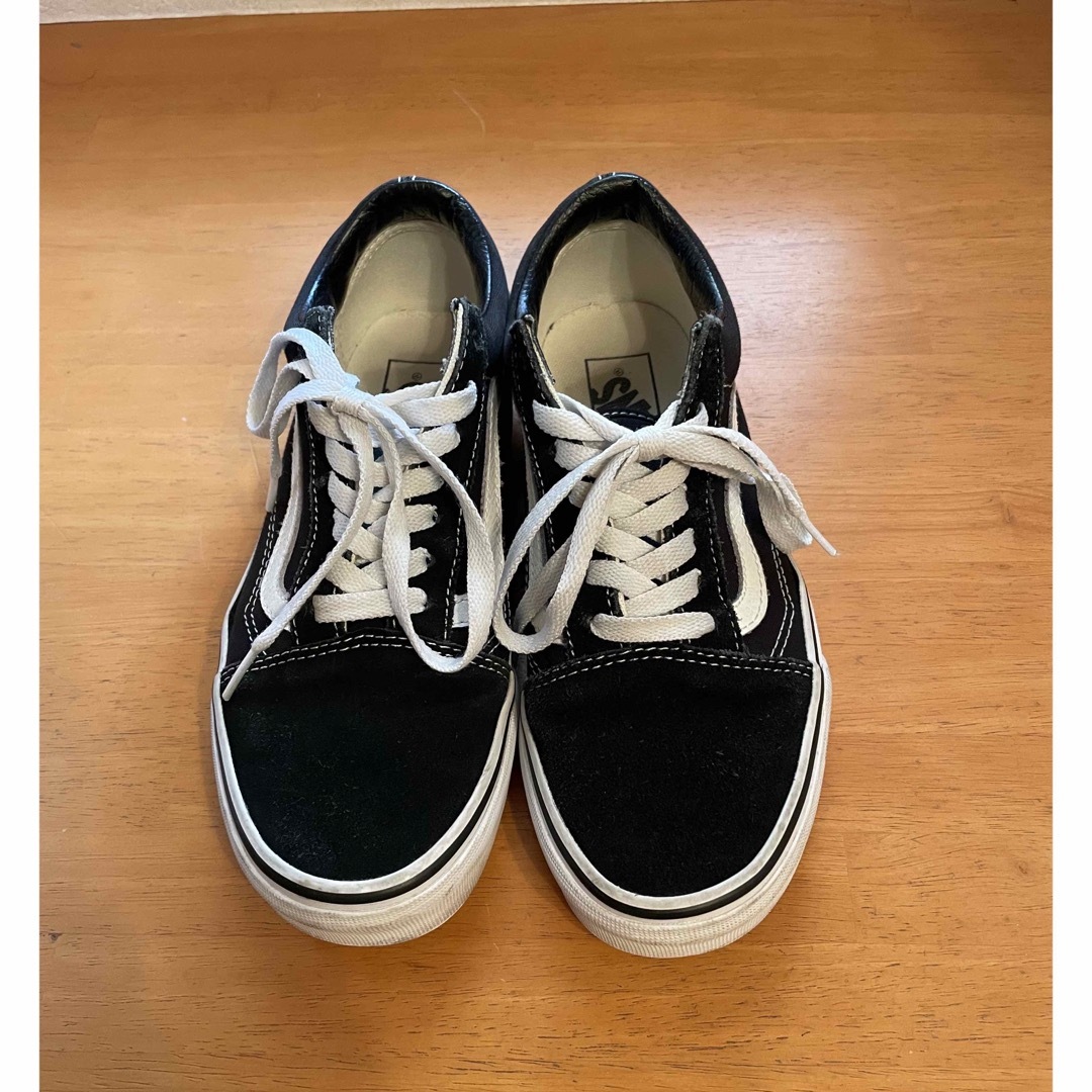 VANS(ヴァンズ)の美品　VANS  スニーカー  BK  24㎝ レディースの靴/シューズ(スニーカー)の商品写真