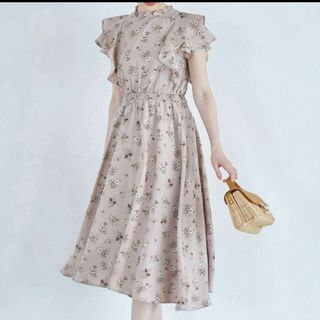 トッコクローゼット(TOCCO closet)のトッコクローゼット tocco closet 花柄ワンピース グレイッシュピンク(ひざ丈ワンピース)