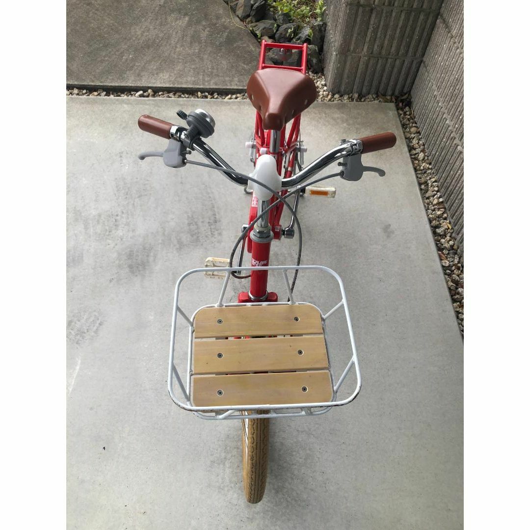 子供用　自転車　女の子　赤　レッド　１８インチ スポーツ/アウトドアの自転車(自転車本体)の商品写真