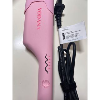 VODANA トリプルフローウェーブアイロン 32mm ピンクバニラ VODANA トリプルフローウェーブアイロン 32mm ピンクバニラ