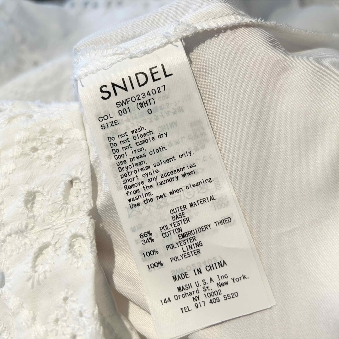 SNIDEL(スナイデル)のSNIDEL  袖スリットデコルテオープンミニワンピース レディースのワンピース(ミニワンピース)の商品写真