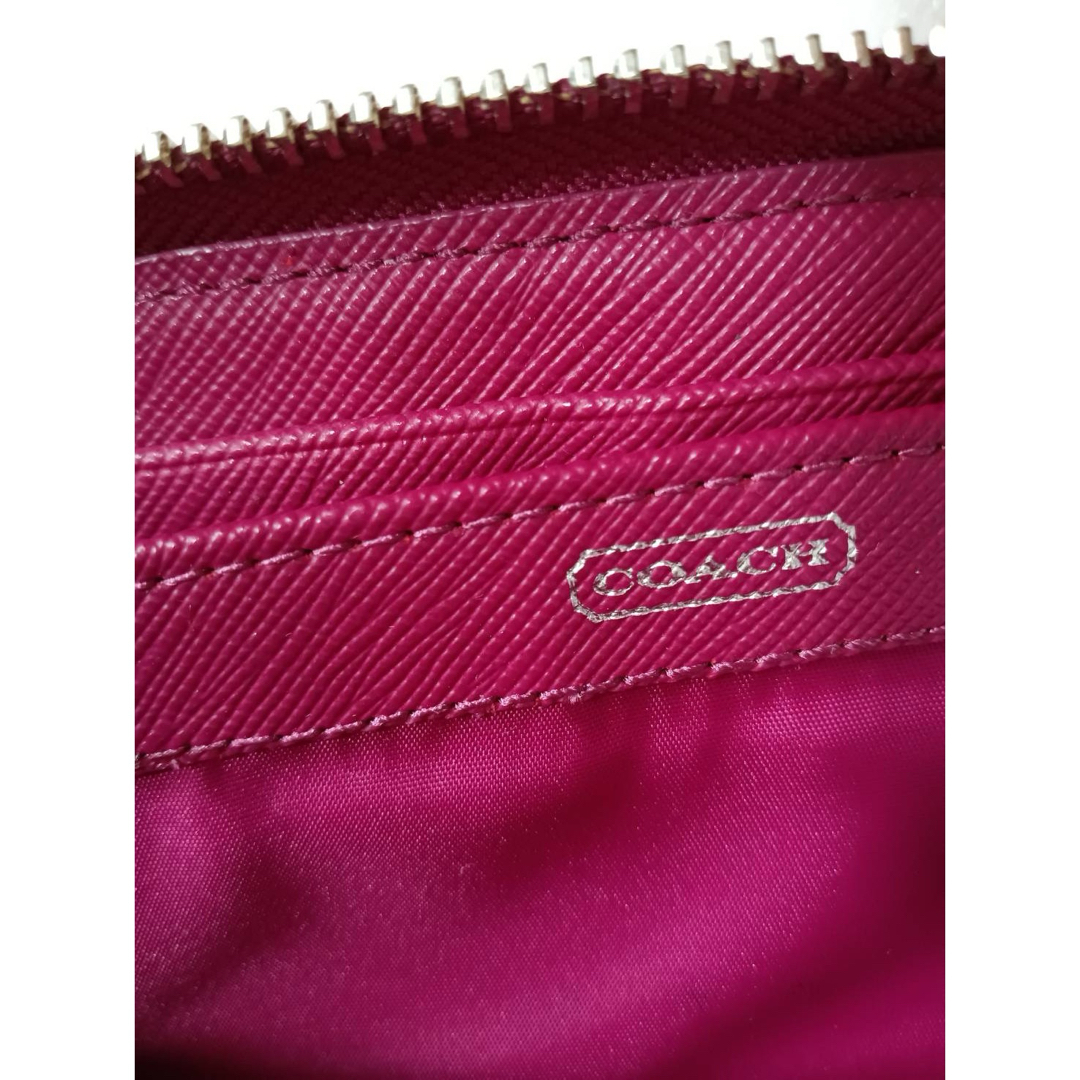 COACH(コーチ)のCOACH 長財布　ウォレット　総柄　ワインレッド　レザーウォレット　ピンク財布 レディースのファッション小物(財布)の商品写真