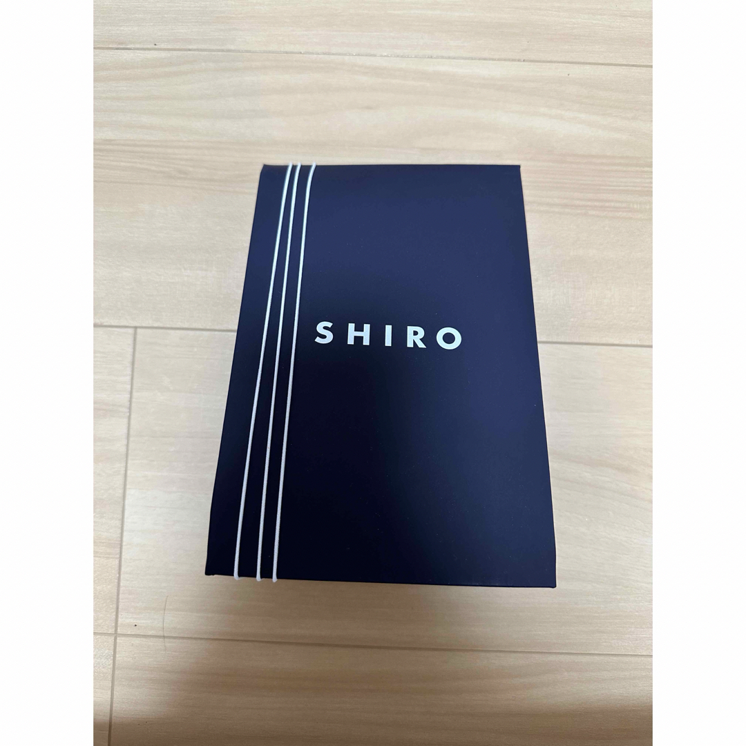 shiro(シロ)のSHIRO ホワイトリリー　ハンド美容液 コスメ/美容のボディケア(ハンドクリーム)の商品写真