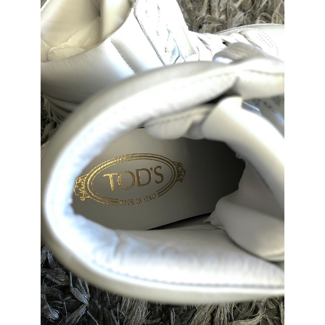 TOD'S(トッズ)の値下 トッズ　スニーカー ロジェヴィヴィエ ジャンヴィットロッシ　セルジオロッシ レディースの靴/シューズ(スニーカー)の商品写真