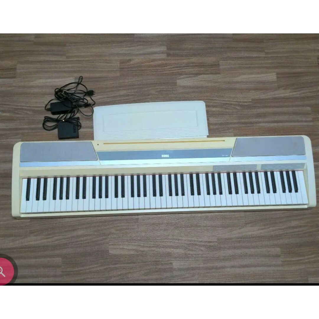 KORG(コルグ)のジャンク品　電子ピアノ　88鍵盤　KORG 楽器の鍵盤楽器(電子ピアノ)の商品写真