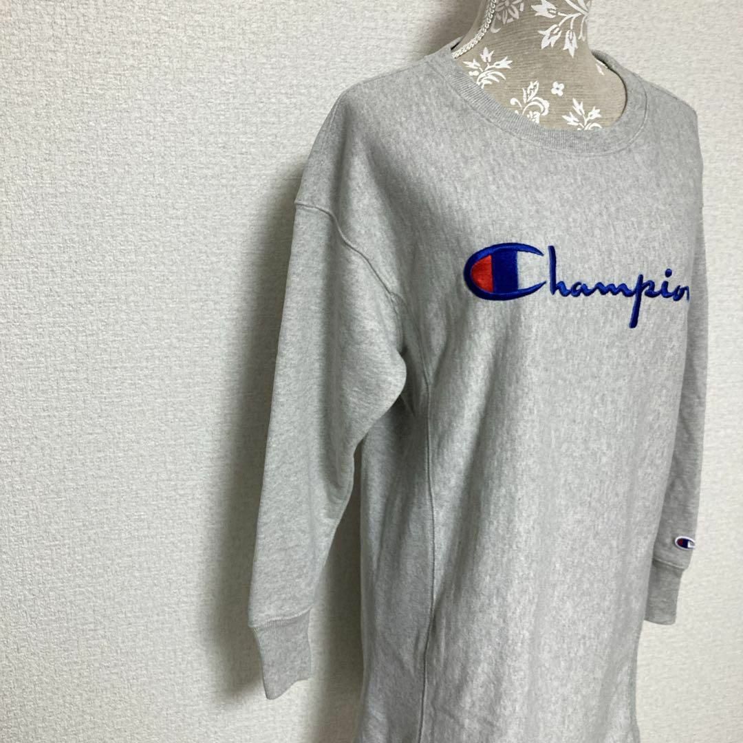 Champion(チャンピオン)のChampion リバースウィーブロングスウェット　刺繍ロゴ　膝丈ワンピース レディースのトップス(トレーナー/スウェット)の商品写真