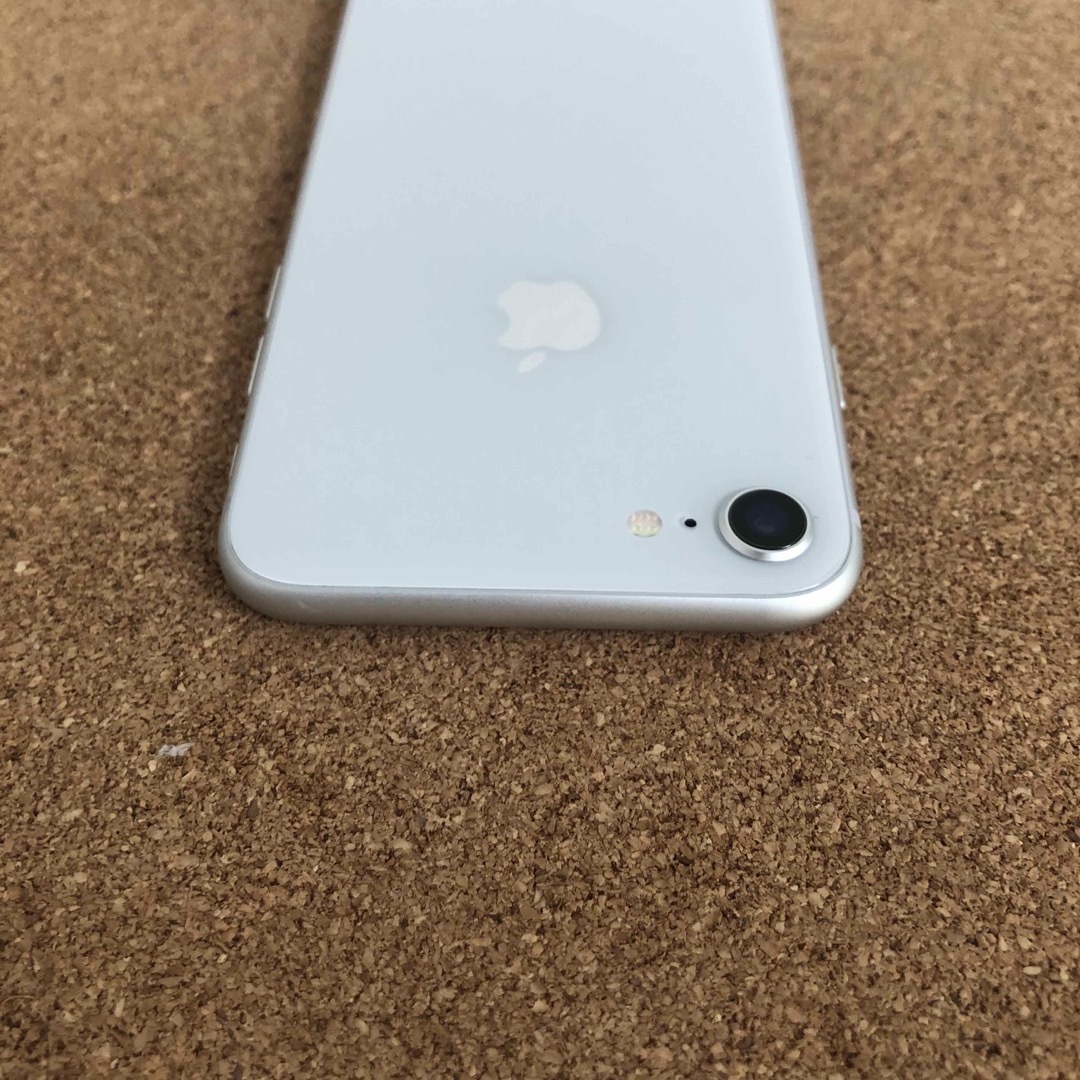 iPhone(アイフォーン)の9189【早い者勝ち】電池最良好☆iPhone8 64GB SIMフリー☆ スマホ/家電/カメラのスマートフォン/携帯電話(スマートフォン本体)の商品写真