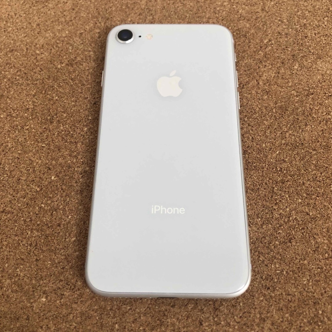 iPhone(アイフォーン)の9189【早い者勝ち】電池最良好☆iPhone8 64GB SIMフリー☆ スマホ/家電/カメラのスマートフォン/携帯電話(スマートフォン本体)の商品写真