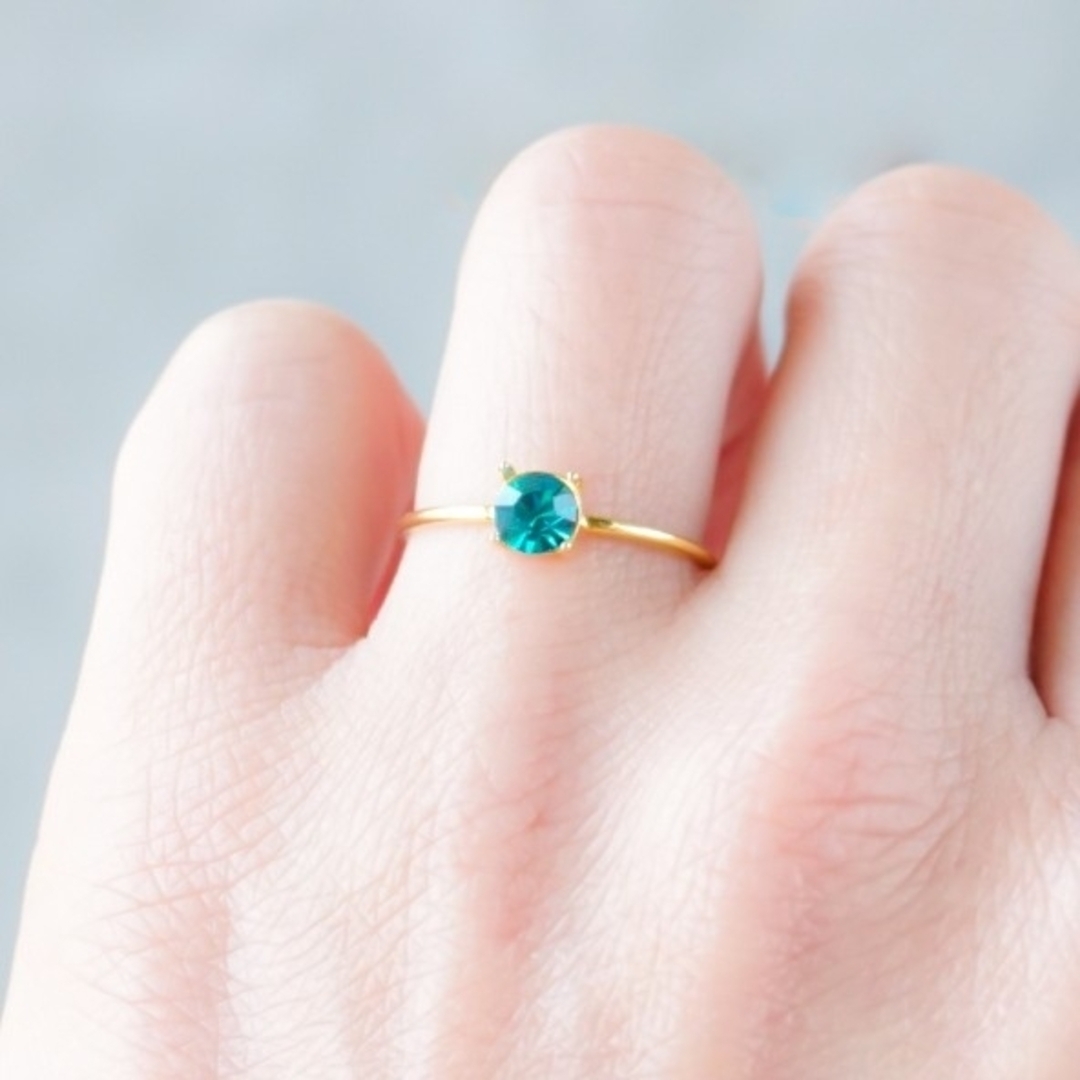 ブルージルコン ヴィンテージガラス 華奢 指輪 フリーサイズ 重ね付け 青 レディースのアクセサリー(リング(指輪))の商品写真