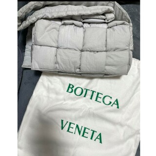 ボッテガヴェネタ(Bottega Veneta)のbottegaveneta カセット パデット ショルダーバッグ(ショルダーバッグ)