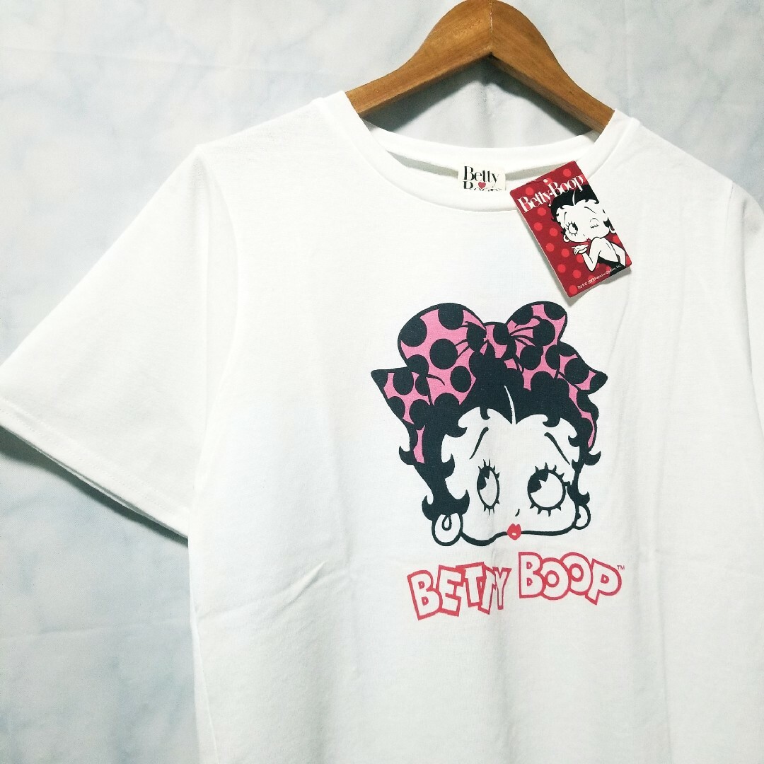 Betty Boop(ベティブープ)のBettyBoop （ベティブープ）新品　Tシャツ　白色　レディース　Lサイズ レディースのトップス(Tシャツ(半袖/袖なし))の商品写真