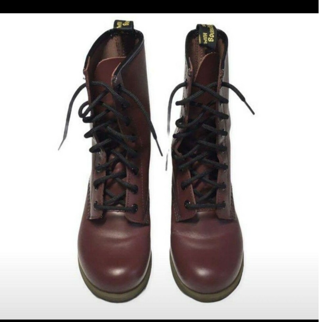 Dr.Martens(ドクターマーチン)のDr.Martens DIVA DARCIE レディースの靴/シューズ(ブーツ)の商品写真