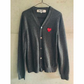 コムデギャルソン(COMME des GARCONS)の【★良品★激希少★メンズM】プレイコムデギャルソン カーディガン 予備ボタン付き(カーディガン)