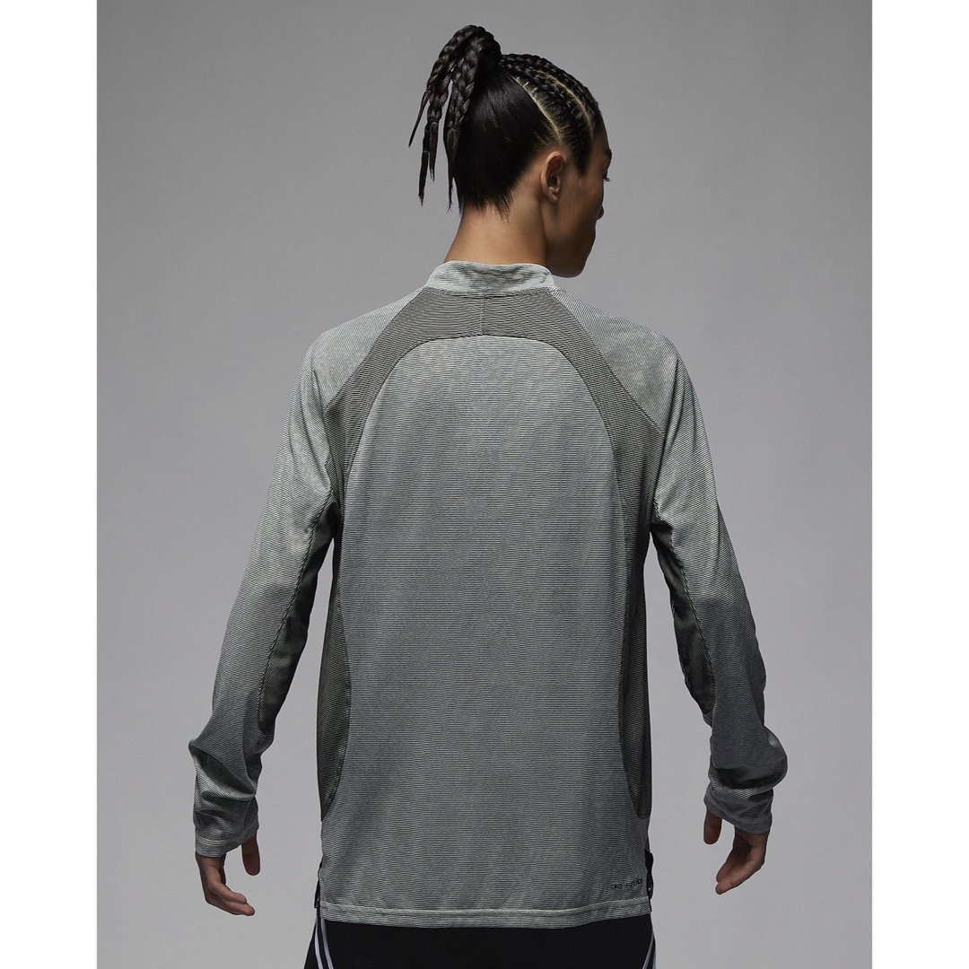 NIKE(ナイキ)の【新品】ジョーダン Dri-FIT ADV スポーツ ロングスリーブ  ロンT メンズのトップス(Tシャツ/カットソー(七分/長袖))の商品写真