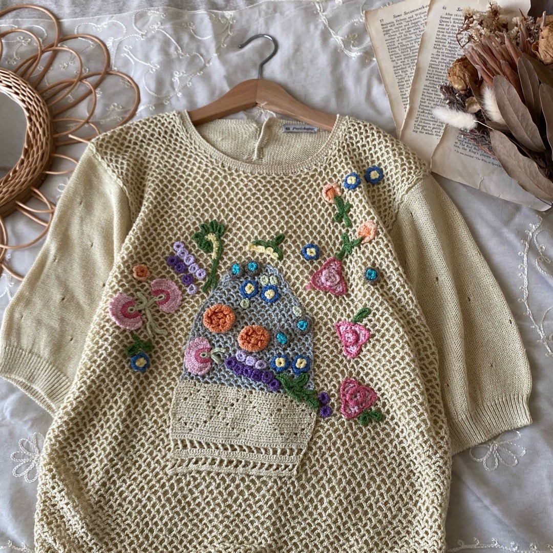 PANAMA BOY(パナマボーイ)のvintageヴィンテージ昭和レトロお花刺繍かぎ針編みニットトップス レディースのトップス(カットソー(長袖/七分))の商品写真