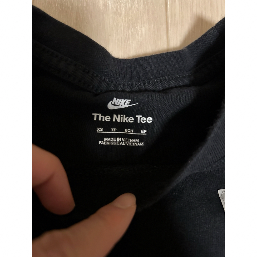 NIKE(ナイキ)のNIKE XS 120 ロゴ入り ロンT 長袖 カットソー ナイキ キッズ/ベビー/マタニティのキッズ服男の子用(90cm~)(Tシャツ/カットソー)の商品写真