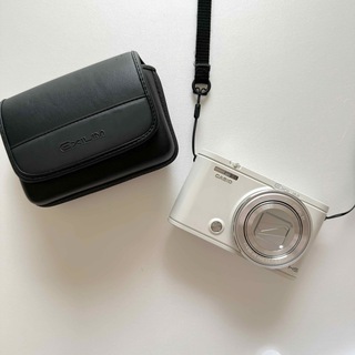 カシオ(CASIO)のEX-ZR4100(コンパクトデジタルカメラ)