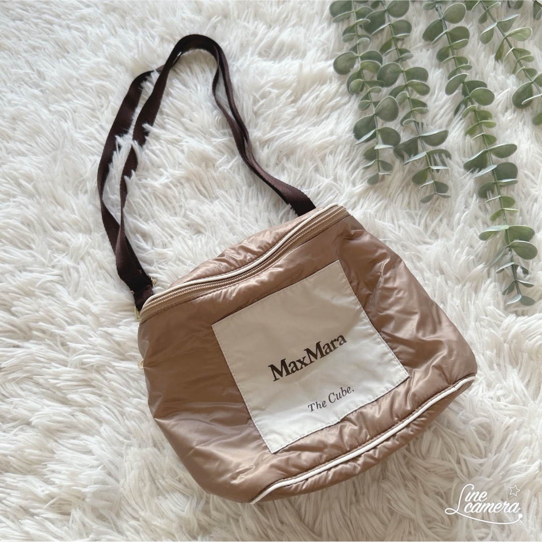 Max Mara(マックスマーラ)のMax Mara  マックスマーラ ショルダーバッグ  ナイロン  ブラウン レディースのバッグ(ショルダーバッグ)の商品写真