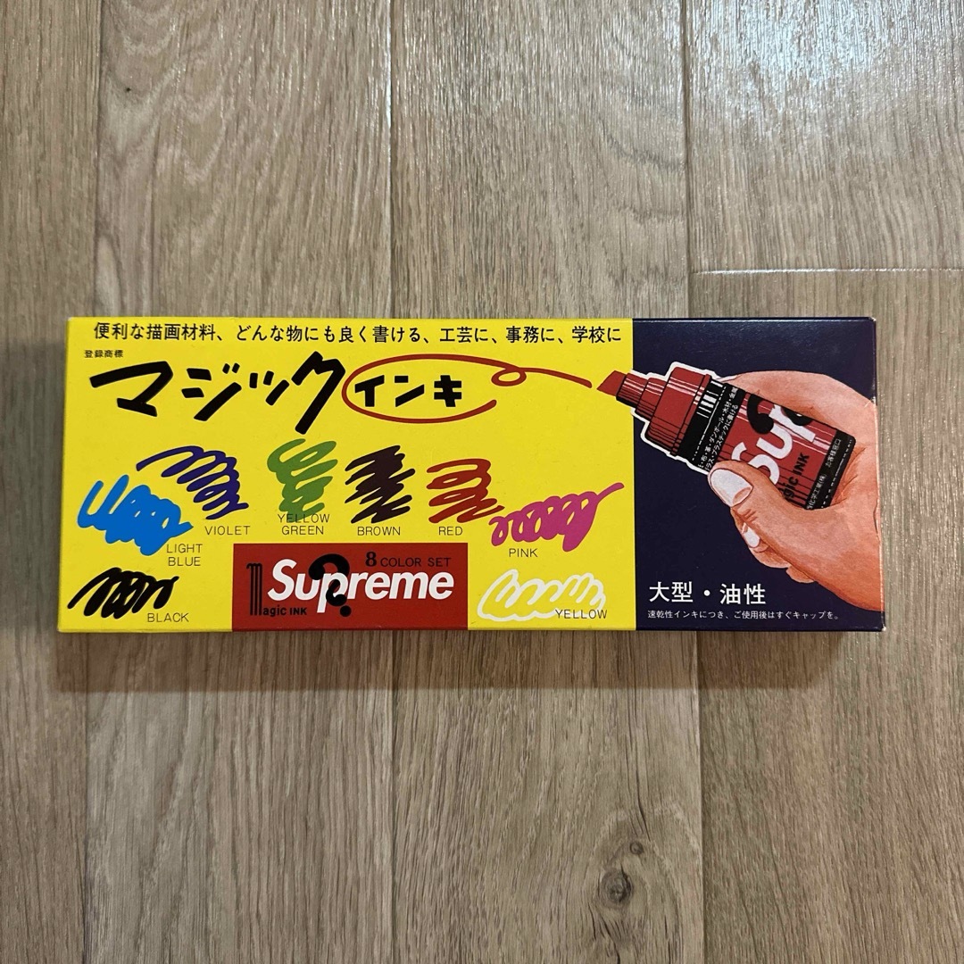 Supreme(シュプリーム)のシュプリーム　マジックインキ インテリア/住まい/日用品の文房具(ペン/マーカー)の商品写真