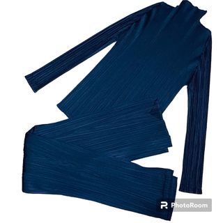 プリーツプリーズイッセイミヤケ(PLEATS PLEASE ISSEY MIYAKE)のPLEATS PLEASE イッセイミヤケ トップス パンツ セットアップ(シャツ/ブラウス(長袖/七分))