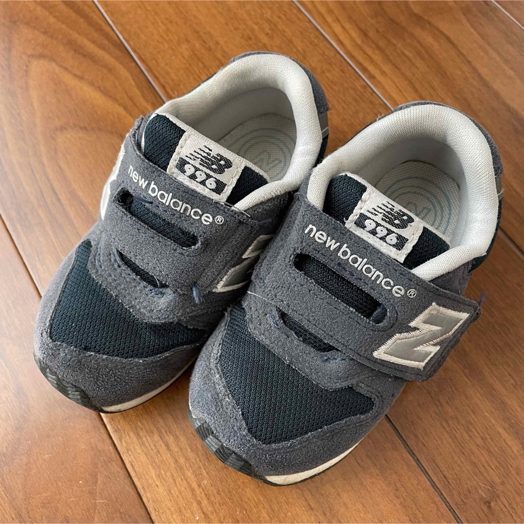 996（New Balance）(キュウキュウロク)のNew Balance/ニューバランス/スニーカー/996/15cm/ネイビー キッズ/ベビー/マタニティのキッズ靴/シューズ(15cm~)(スニーカー)の商品写真