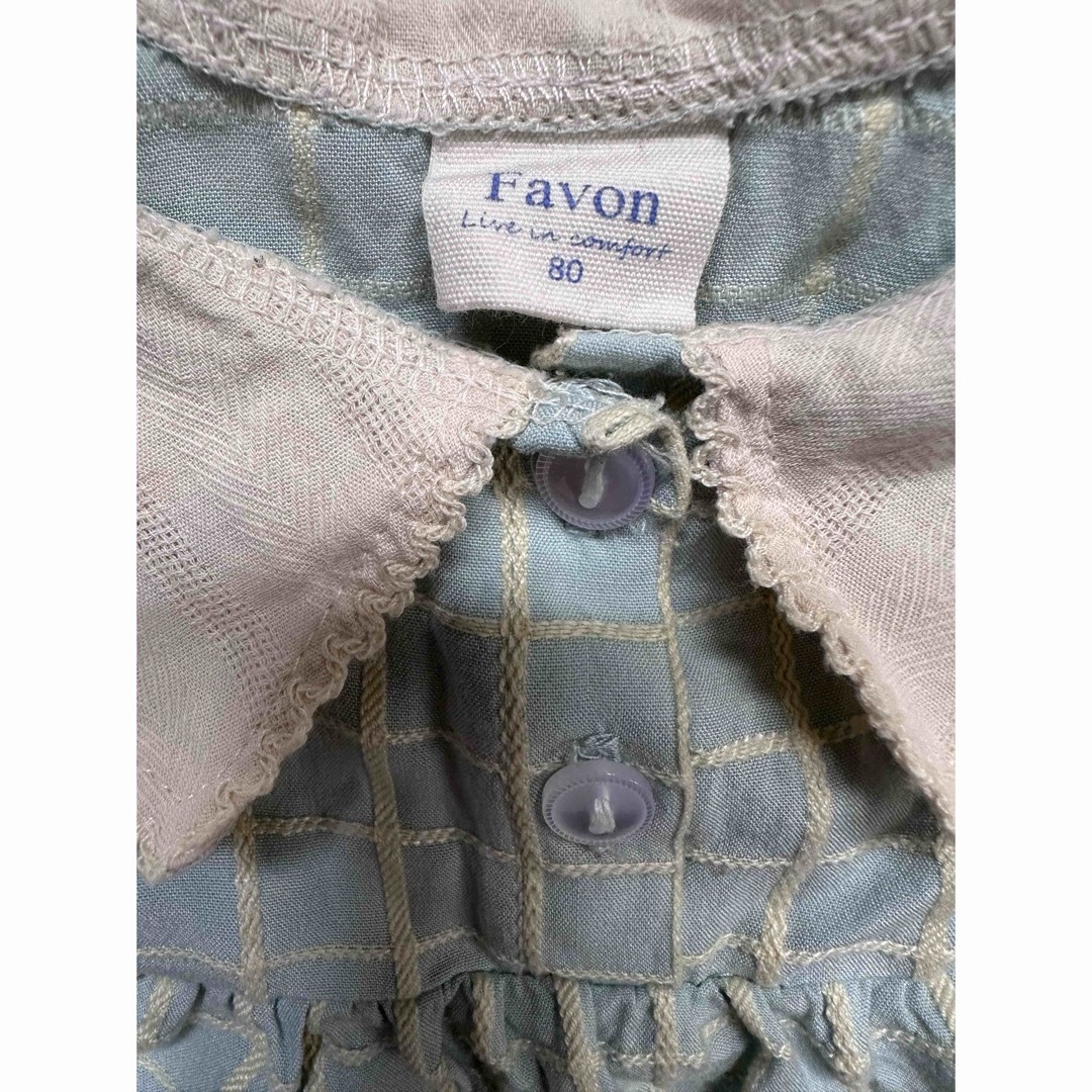 バースデイ(バースデイ)のFavon  チェック柄襟付きトップス　80 キッズ/ベビー/マタニティのベビー服(~85cm)(シャツ/カットソー)の商品写真