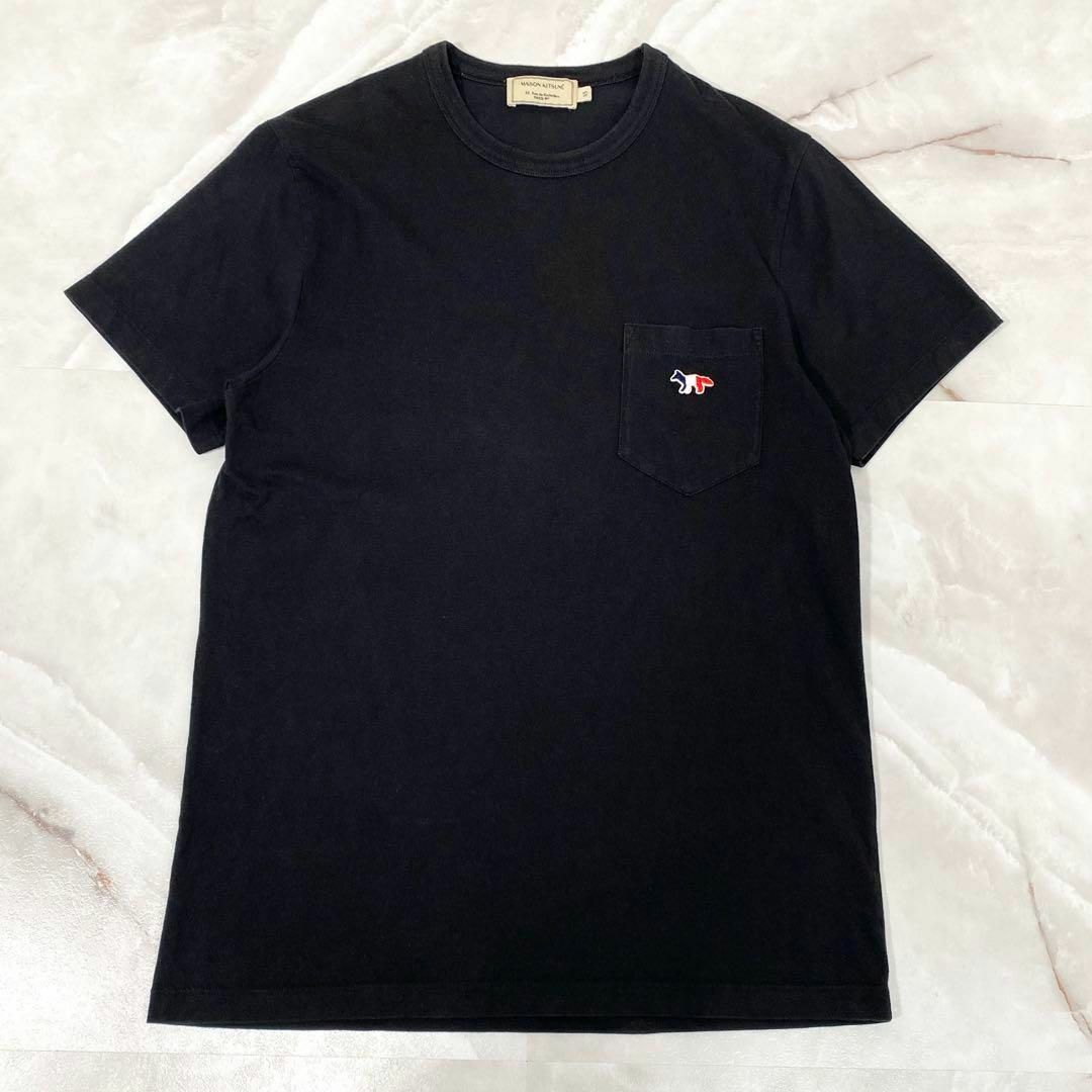 MAISON KITSUNE'(メゾンキツネ)のメゾンキツネ　トリコロールワッペンTシャツ　半袖　ブラック　黒   XS メンズのトップス(Tシャツ/カットソー(半袖/袖なし))の商品写真