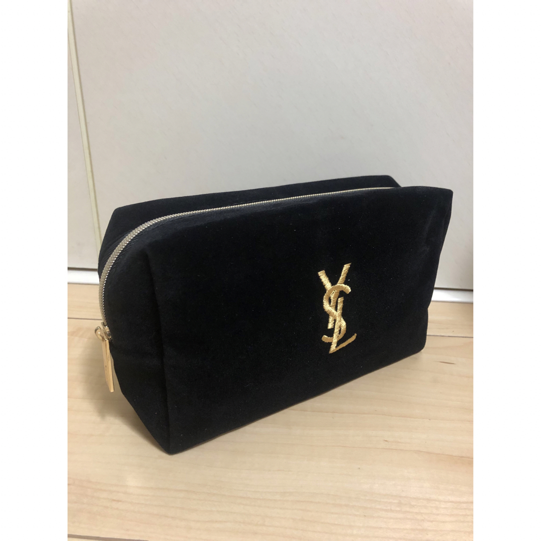 Yves Saint Laurent(イヴサンローラン)のYSL イヴ・サンローラン・ボーテ　ポーチ　化粧ポーチ コスメポーチ レディースのファッション小物(ポーチ)の商品写真