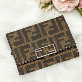 フェンディ(FENDI)の超美品　FENDI フェンディ　折り財布　キャンバス生地　ズッカ柄　FFロゴ(財布)