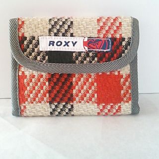 ロキシー(Roxy)の新品　ROXY ２つ折りナイロン財布(財布)