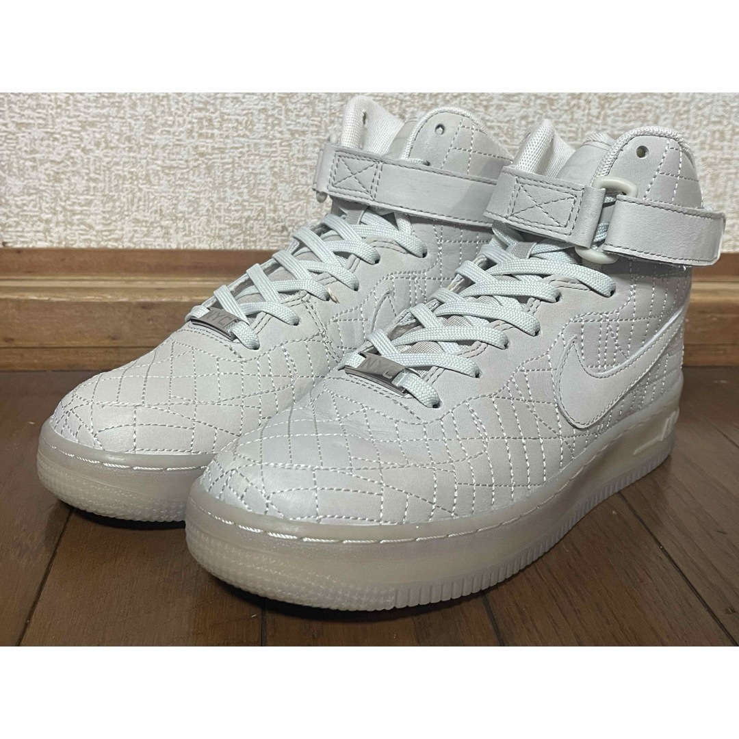 NIKE(ナイキ)のNIKE WMNS AIR FORCE 1 "NEW YORK" 24.0cm レディースの靴/シューズ(スニーカー)の商品写真